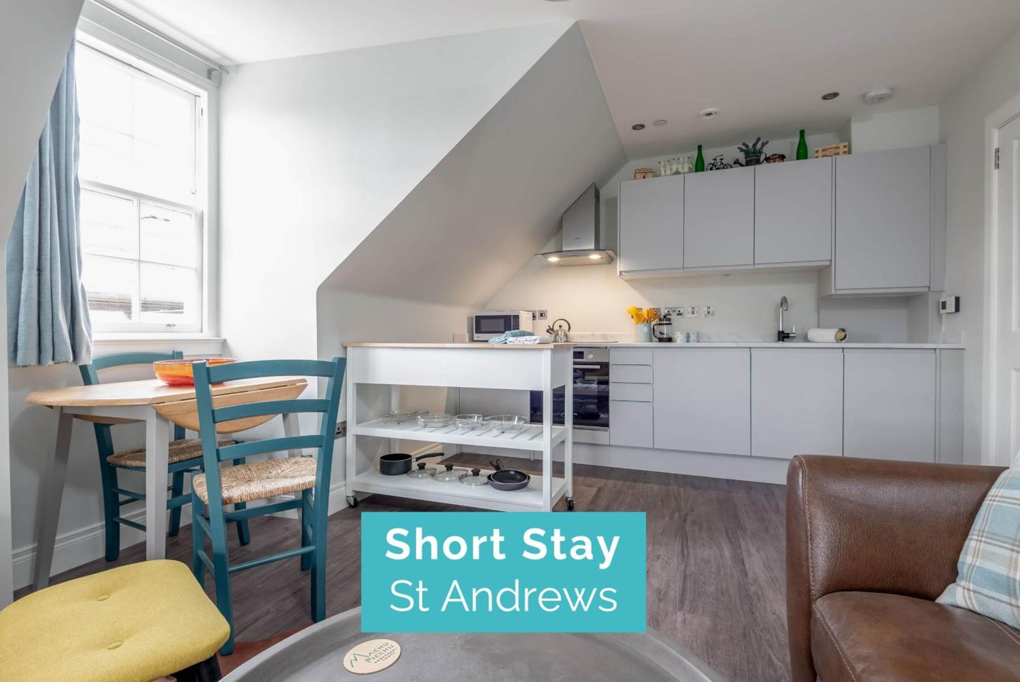 Apartment South Street Apartments - No 14G St Andrews